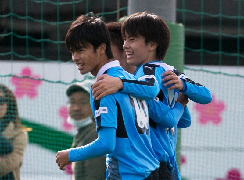 値下げ不可 日本代表 田中碧 三笘 守田 フロンターレファンクラブ 会報誌 football life：兄のように慕う三笘の「7」背負う 田中碧の覚悟