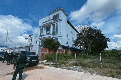 異國詐騙電話的陷阱:45歲水管工的墮落
