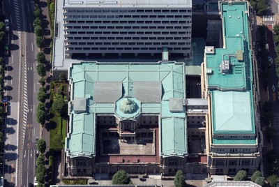 紐約匯市日圓觸及161日圓後半,市場警戒日銀干預,日圓買盤佔優