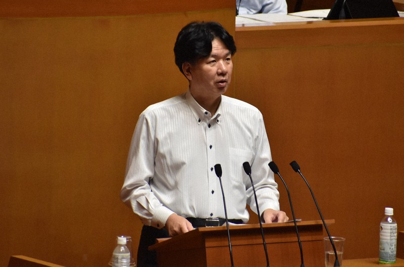 福岡知事:海外視察、政治資金問題「無需設第三方委員會」