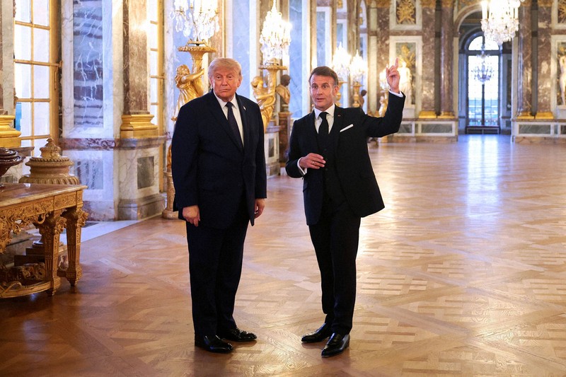 トランプ氏にこびた? 仏大統領「外交はおもてなし」 G7成果誇示 | 毎日新聞