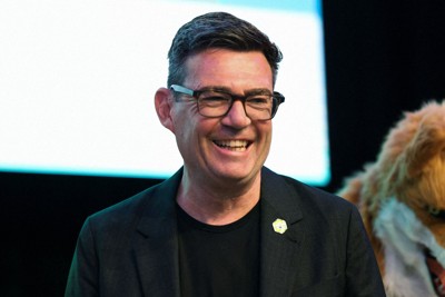 英國工黨黨魁選舉:安迪·伯納姆可能不經投票出任首相