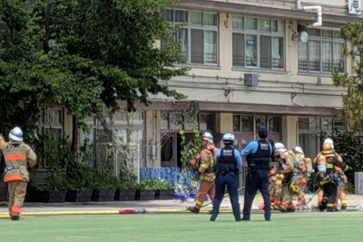 北區小學火災：音樂教師稱在準備室晾曬私服，疑為電器引發