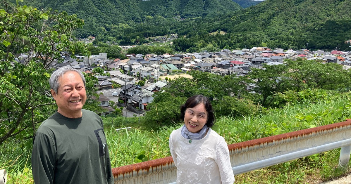 縮小社会に生きる:「実家相続した子どもが困らぬように」 高齢化団地の空き家対策