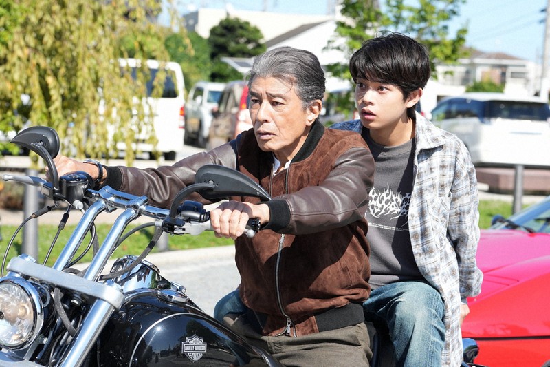 映画の推し事：これぞスター! “ほぼ本人”舘ひろしに爆笑「免許返納