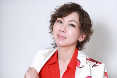 小手伸也化身「妖精大叔」 舞台劇《コテンペスト》挑戰自我極限