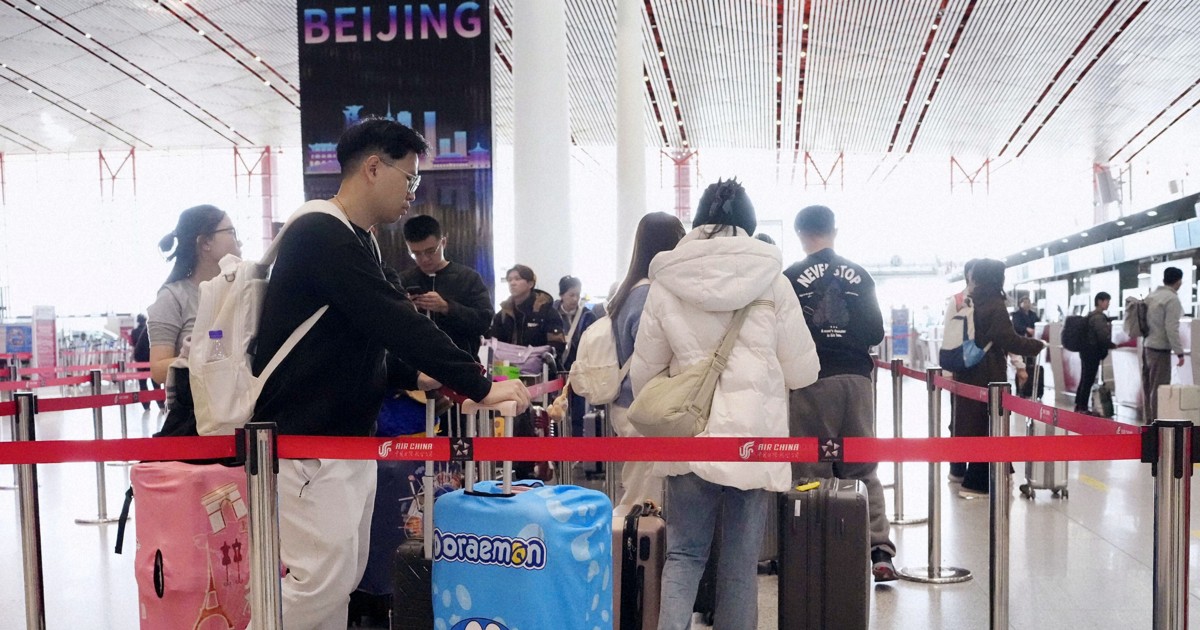 China travel agencies resume Japan group tours, some later halt sales