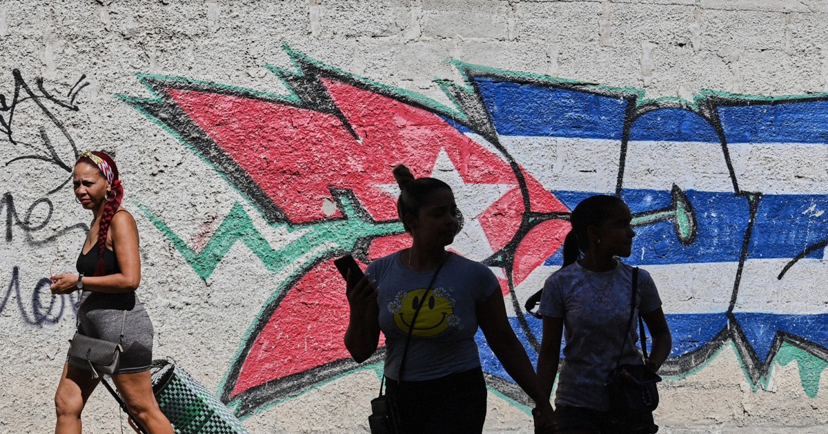 Cuba pushes through sweeping free-market reforms