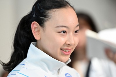 フィギュア坂本花織さんが引退記者会見 指導者に転身へ | 毎日新聞