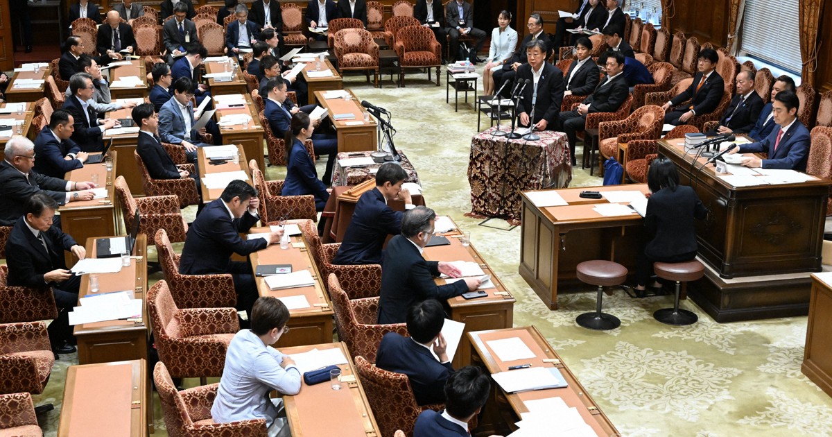 自民、処罰対象は曖昧な説明 国旗損壊罪法案が審議入り