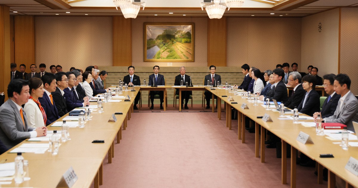 「立法府の総意」とズレ、与野党から異論 皇室典範改正案要綱
