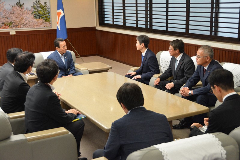靜岡縣知事與JR東海社長會面 商討線性中央新幹線靜岡工區及地區振興文書
