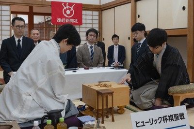 藤井聡太名人、叡王戦本戦でベスト4進出 千田翔太八段に快勝 | 毎日新聞