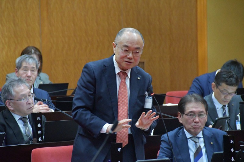 京丹後市「移動市役所」預算案撤回,市議會批損害信賴關係