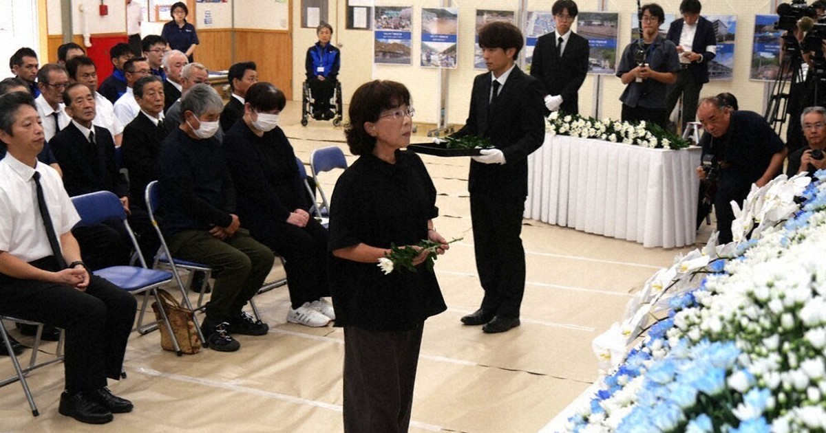 九州豪雨6年 熊本 「これからが復興」 献花式 | 毎日新聞