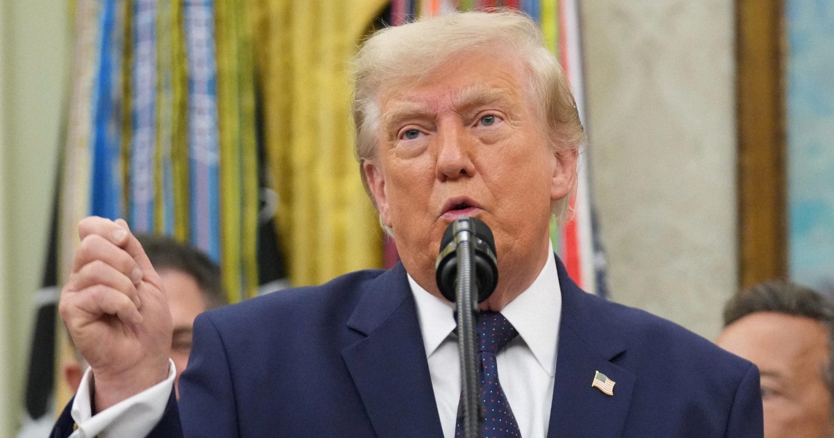 トランプ氏、協議決裂なら再攻撃警告 ハメネイ師国葬受けけん制