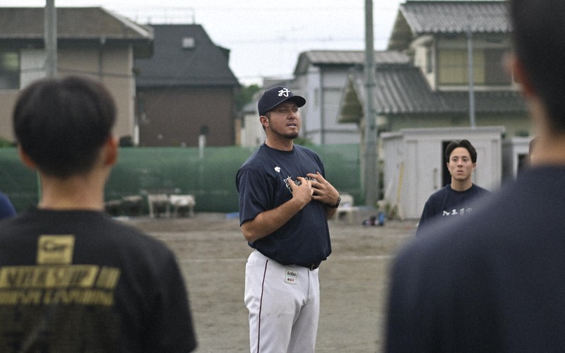 八王子実践高中棒球隊崛起：在「羅伯特先生」帶領下，目標甲子園