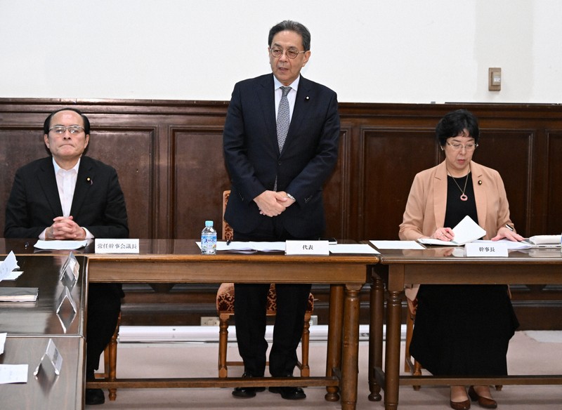 立憲民主黨反對皇室典範修正案,質疑制度化本身