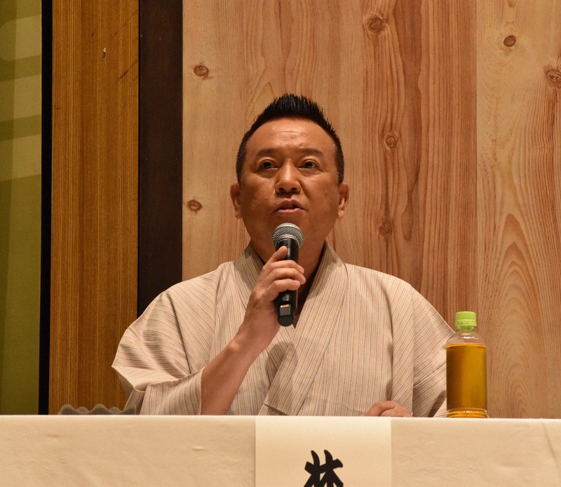 博多・天神落語まつり 20 年歷史畫下句點 圓樂的「信守承諾」
