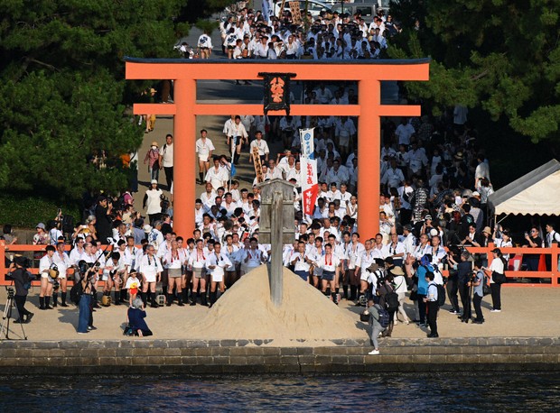 MAINICHI PHOTOGRAPHY | 毎日新聞