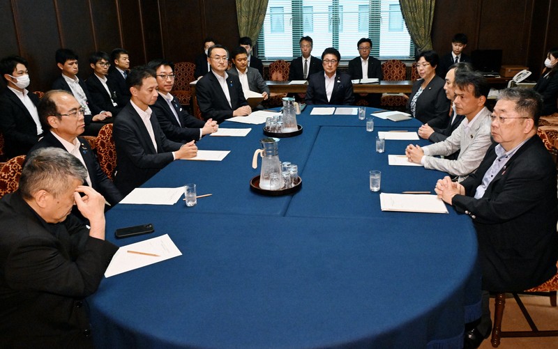 皇室典範修正案朝野攻防戰:立憲民主黨擬提修正案刪除舊宮家男系男子繼承資格