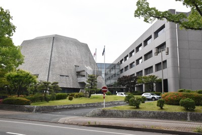 福岡縣知事廢除稱呼議員「先生」,盼與議會建立對等關係