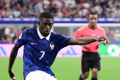 football life：サッカーW杯の審判員 日本から選出された2人はプロと市