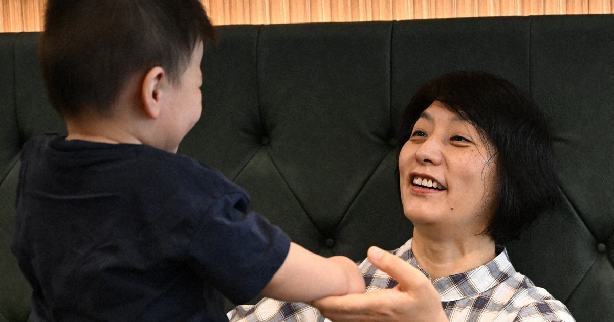 S. Korea's foster parents raise children but remain legal strangers