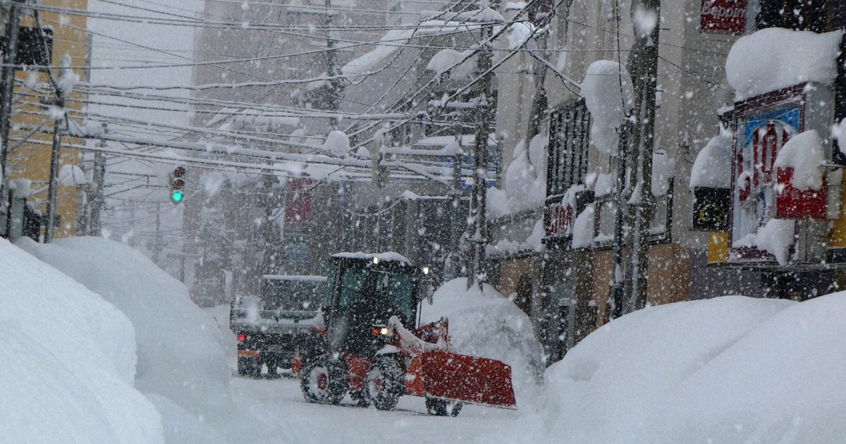 青森市因創紀錄豪雪延遲除雪，首辦「剷雪會議」交換意見