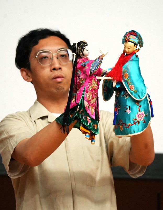 台灣布袋戲文化月間在早稻田大學登場,展演並傳承國寶級傳統藝術
