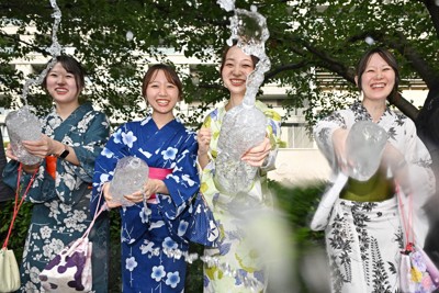 六本木舉辦「打水大作戰」 居民體驗夏日清涼