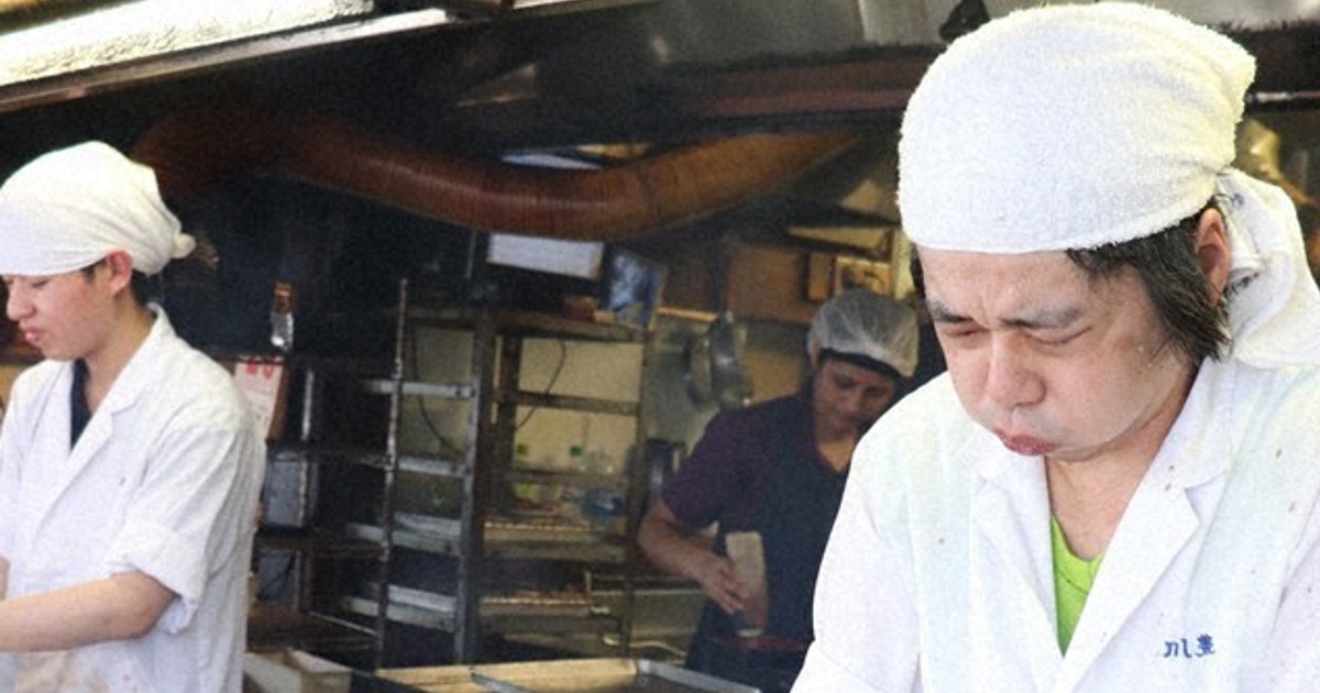 Crowds flock to long-established eel restaurant in Narita on midsummer Day of the Ox